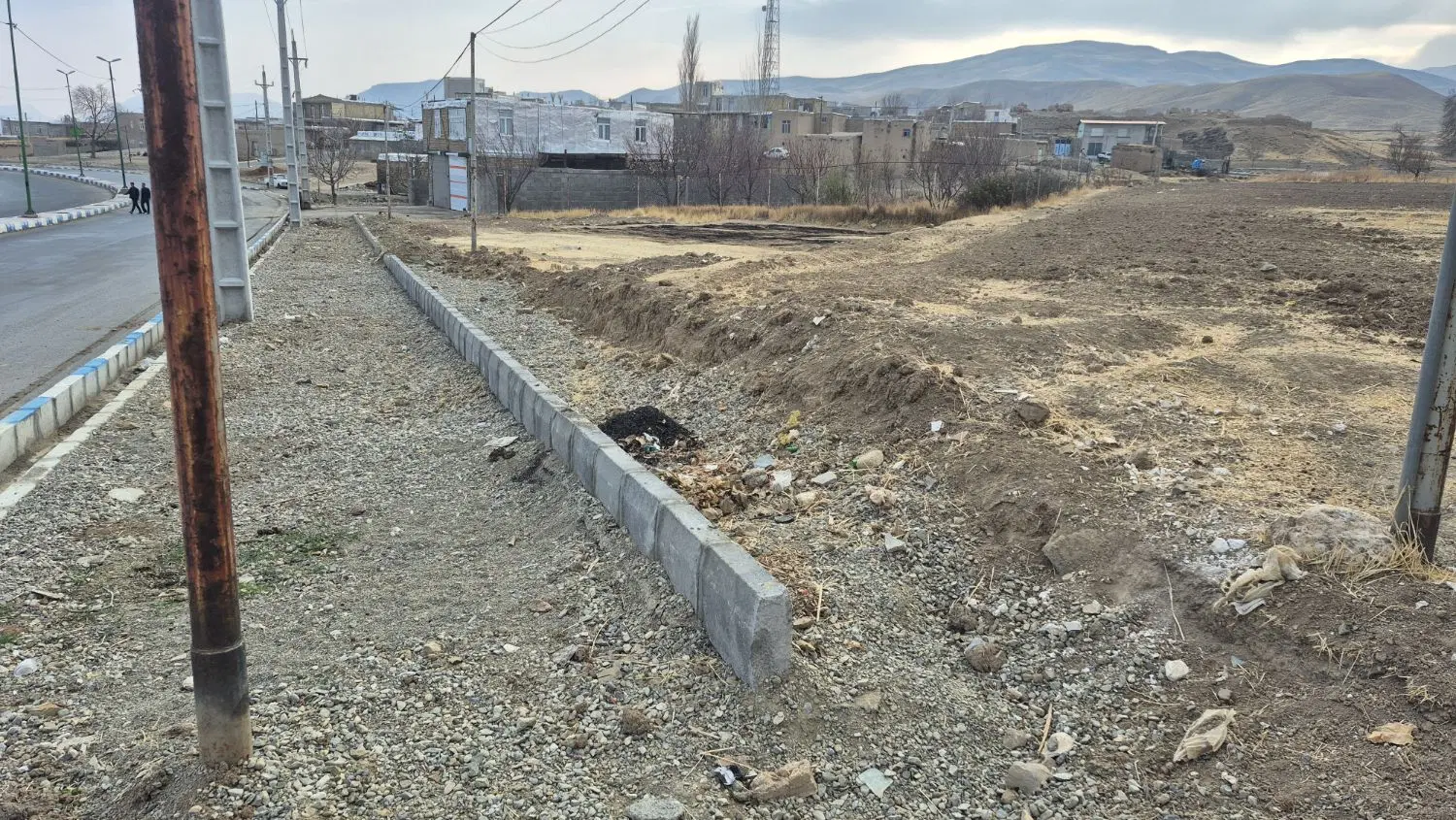 زمین تجاری مسکونی سطر