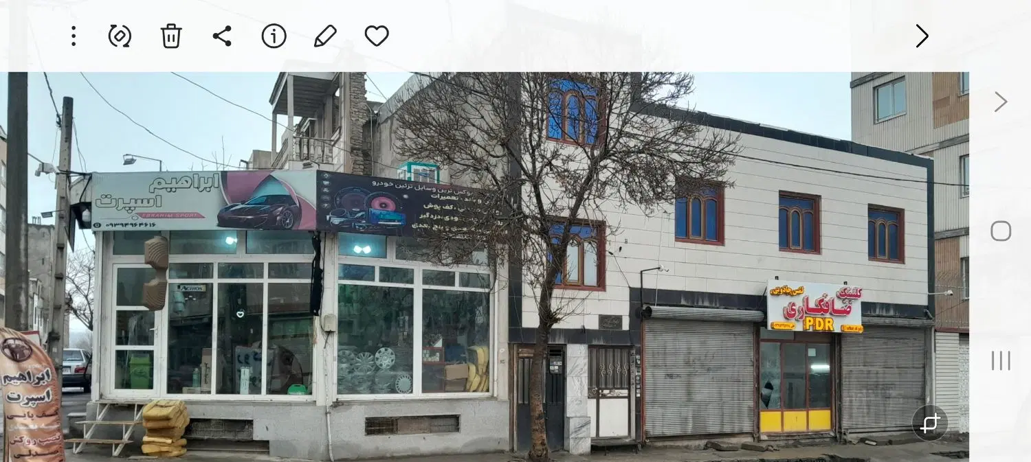 فروش دو دهنه مغازه ۶۵ متر