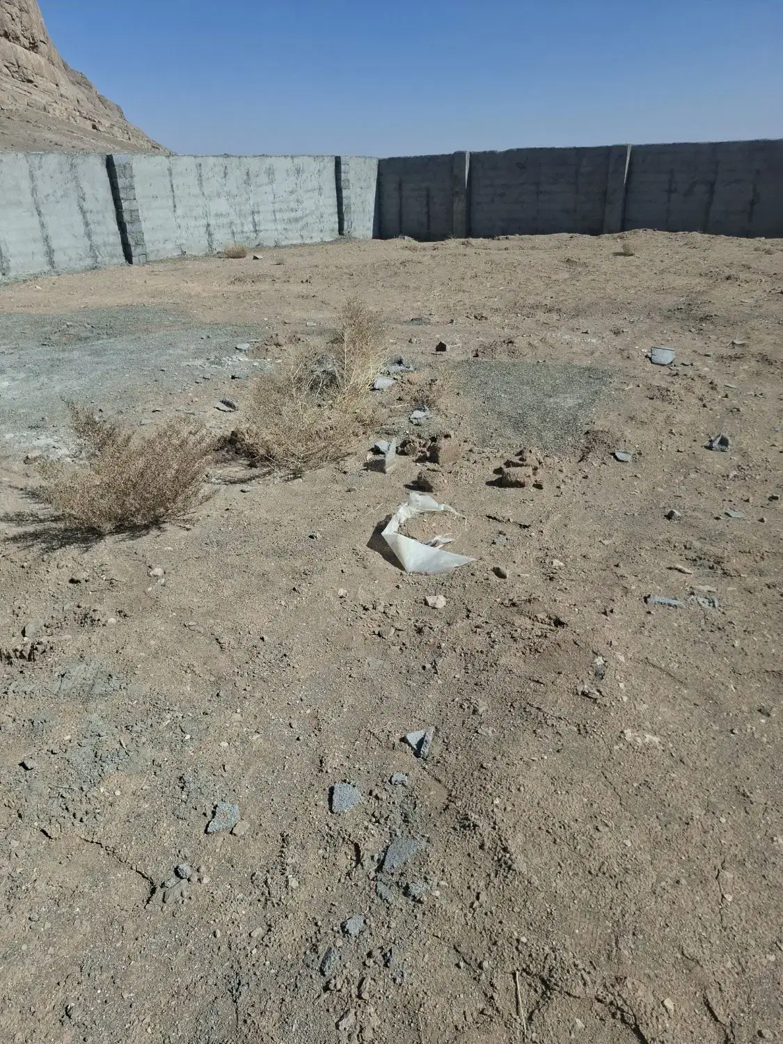 زمین چهار دیواری در زردنجان