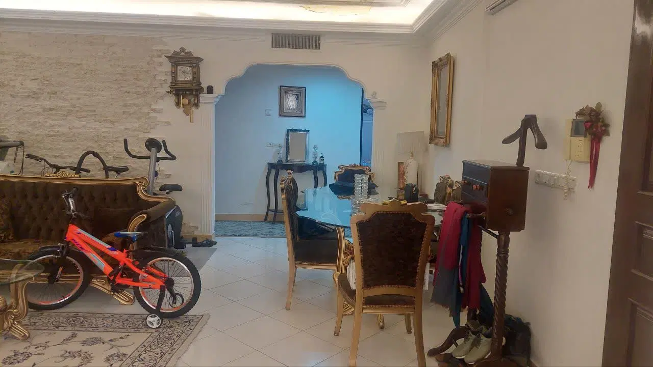 فرامرز عباسی۱۴۵ متر سه خواب