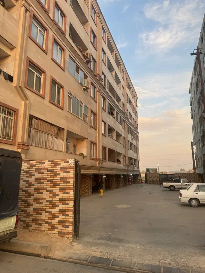 آپارتمان ۸۶ متری دو خوابه درمجتمع ابنوس