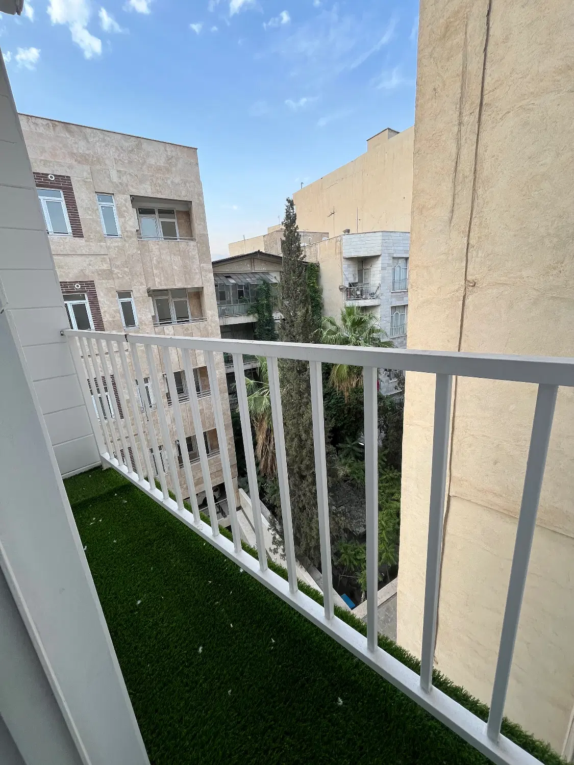 آپارتمان ۸۵ متر_۲ خواب_ جمالزاده شمالی