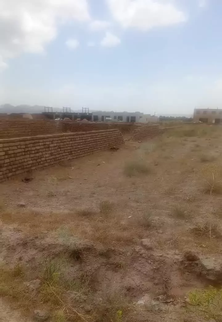 فروش زمین مسکونی ۲۰۰ متری بلوار انقلاب