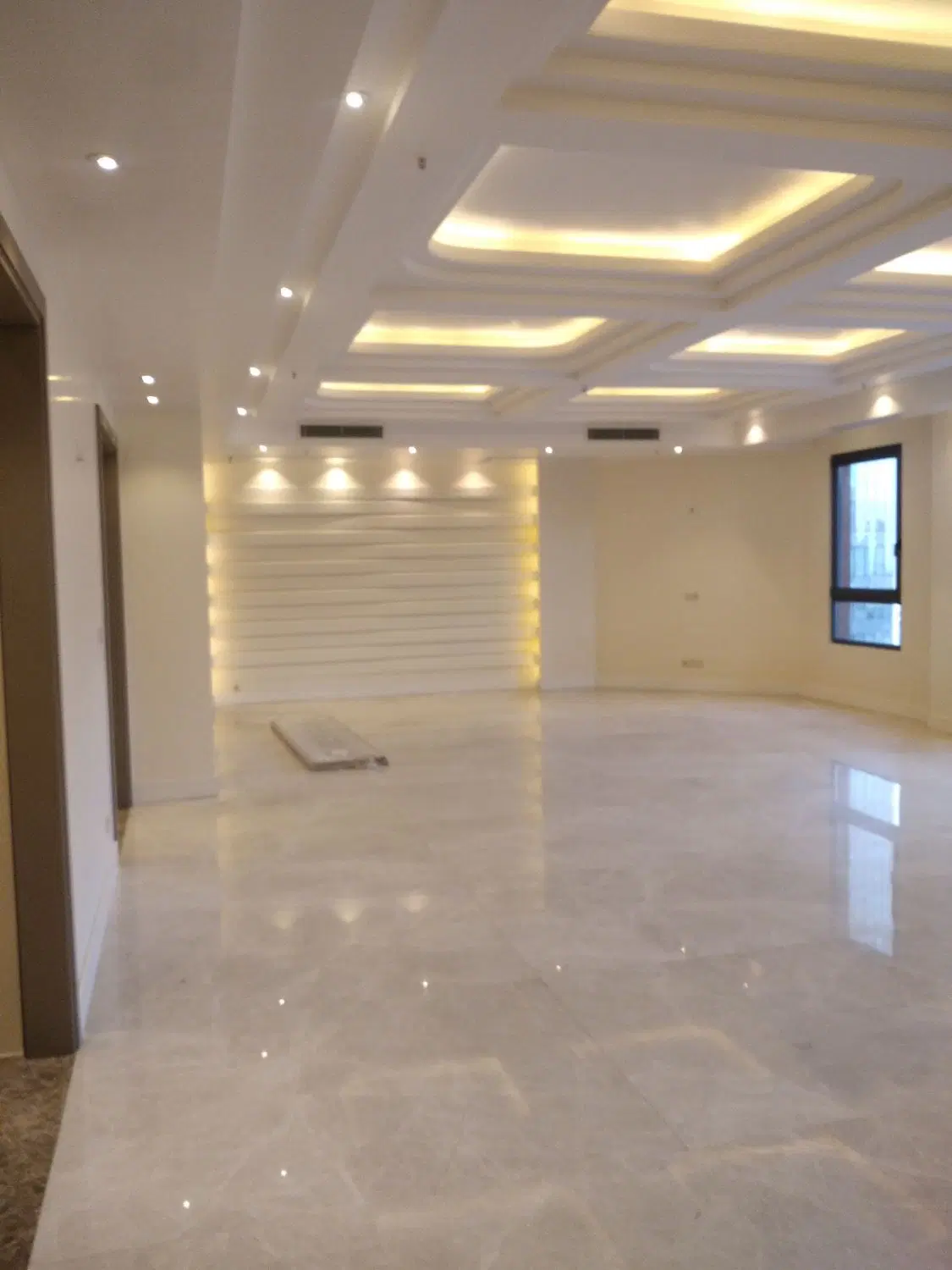آپارتمان 340 متری محدوده فرمانیه