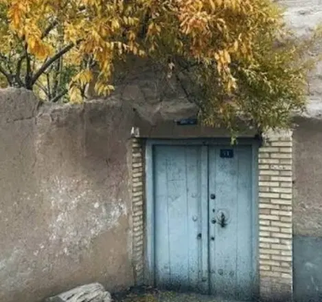 منزل همکف حیاط دار