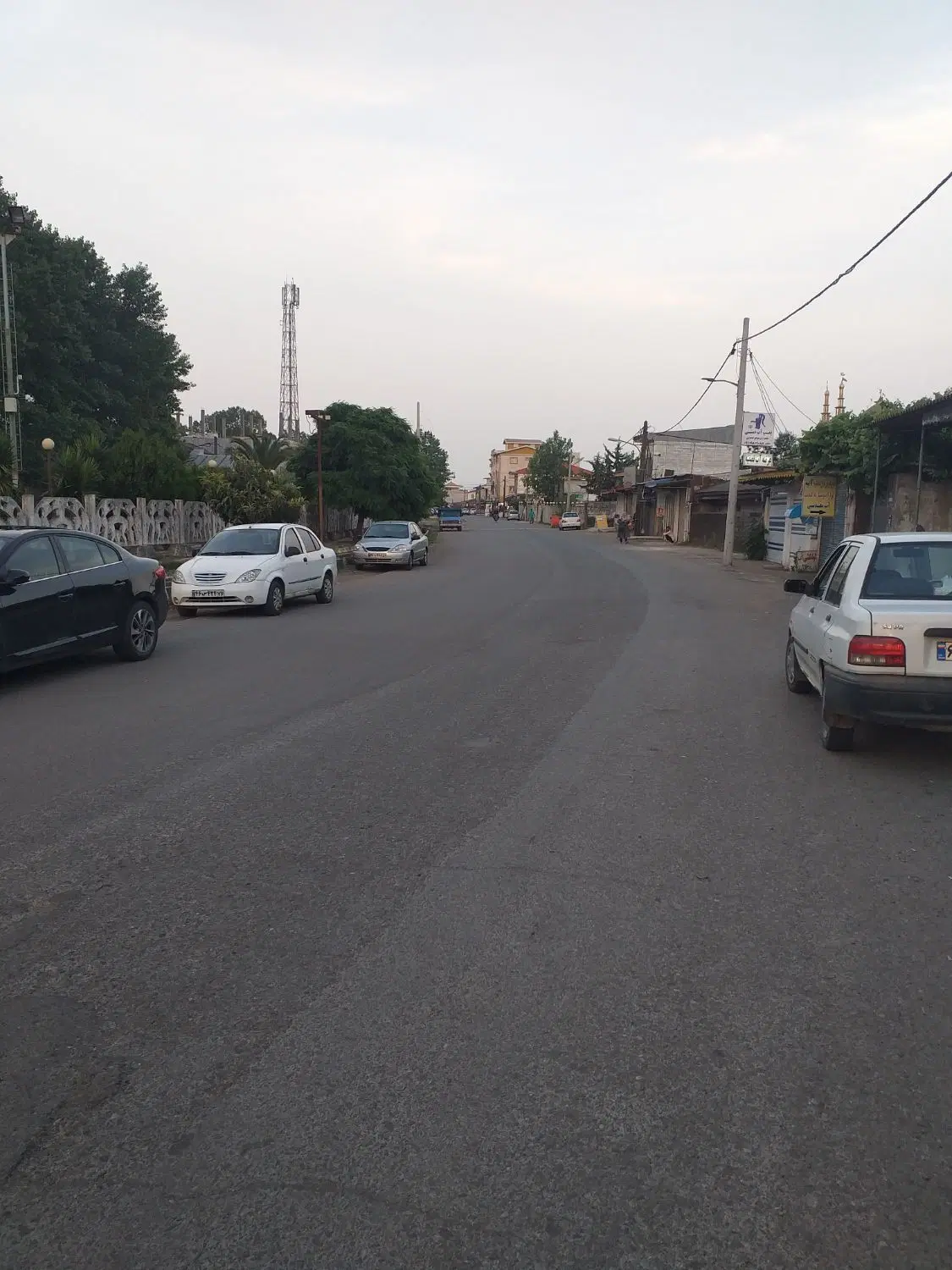 ۲۰۰متر زمین دو بر مسکونی سنددار در طالب ابادانزلی