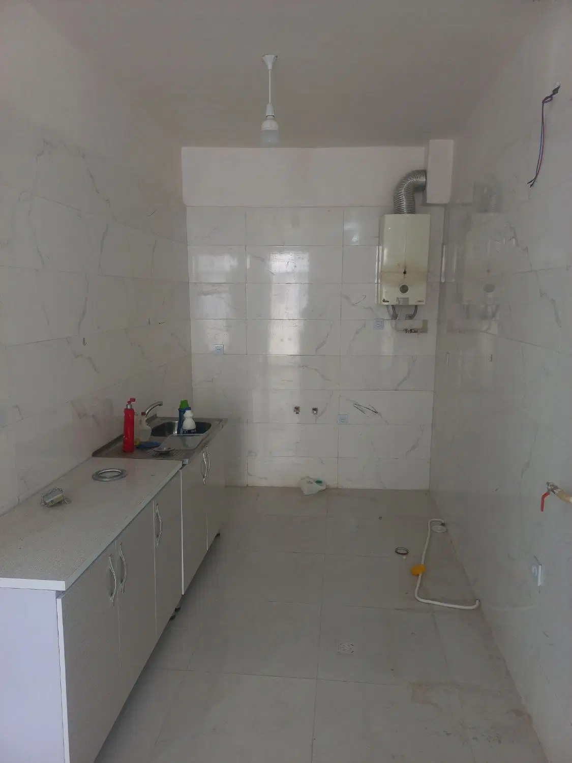 منزل رهن اجاره حاشیه خیابان دستغیب