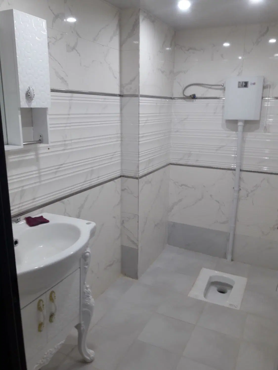 فروش آپارتمان تک واحدی ۳ خوابه