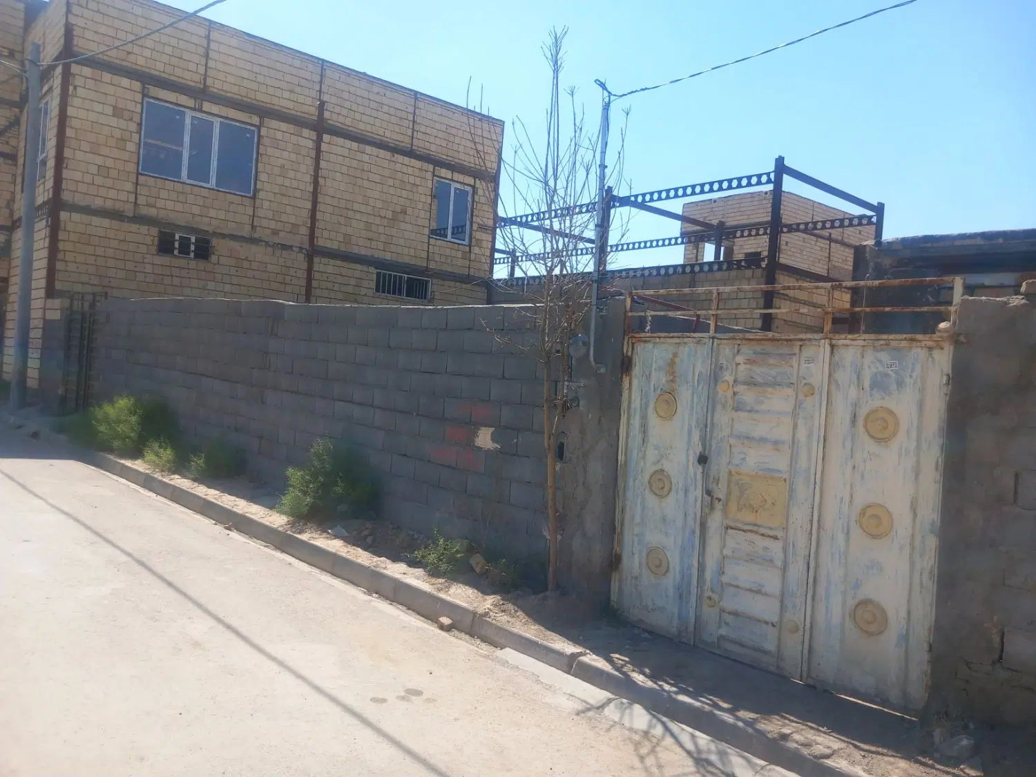 زمین مسکونی