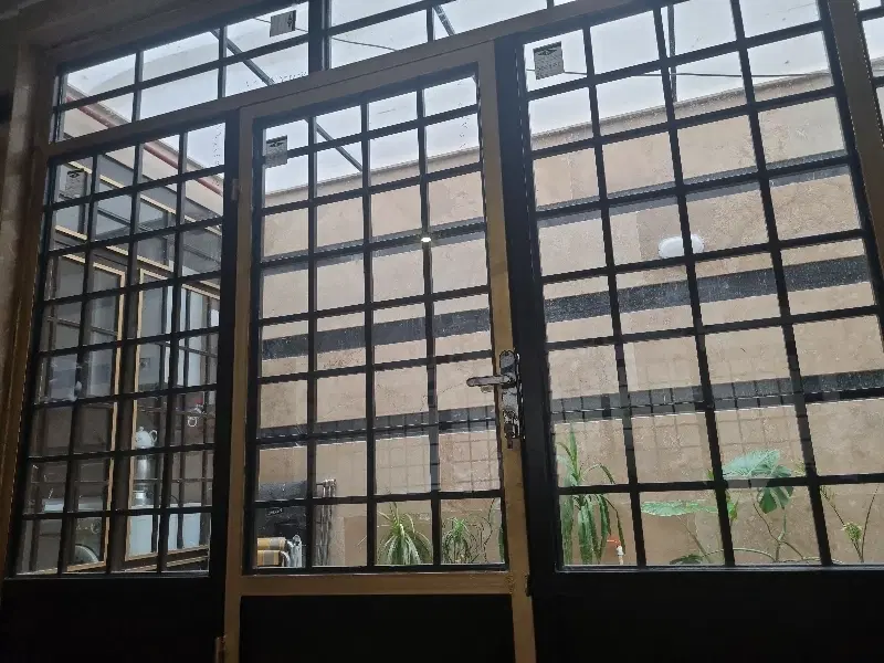 سویت ۶۰ متری  تمام سنگ  تمیز