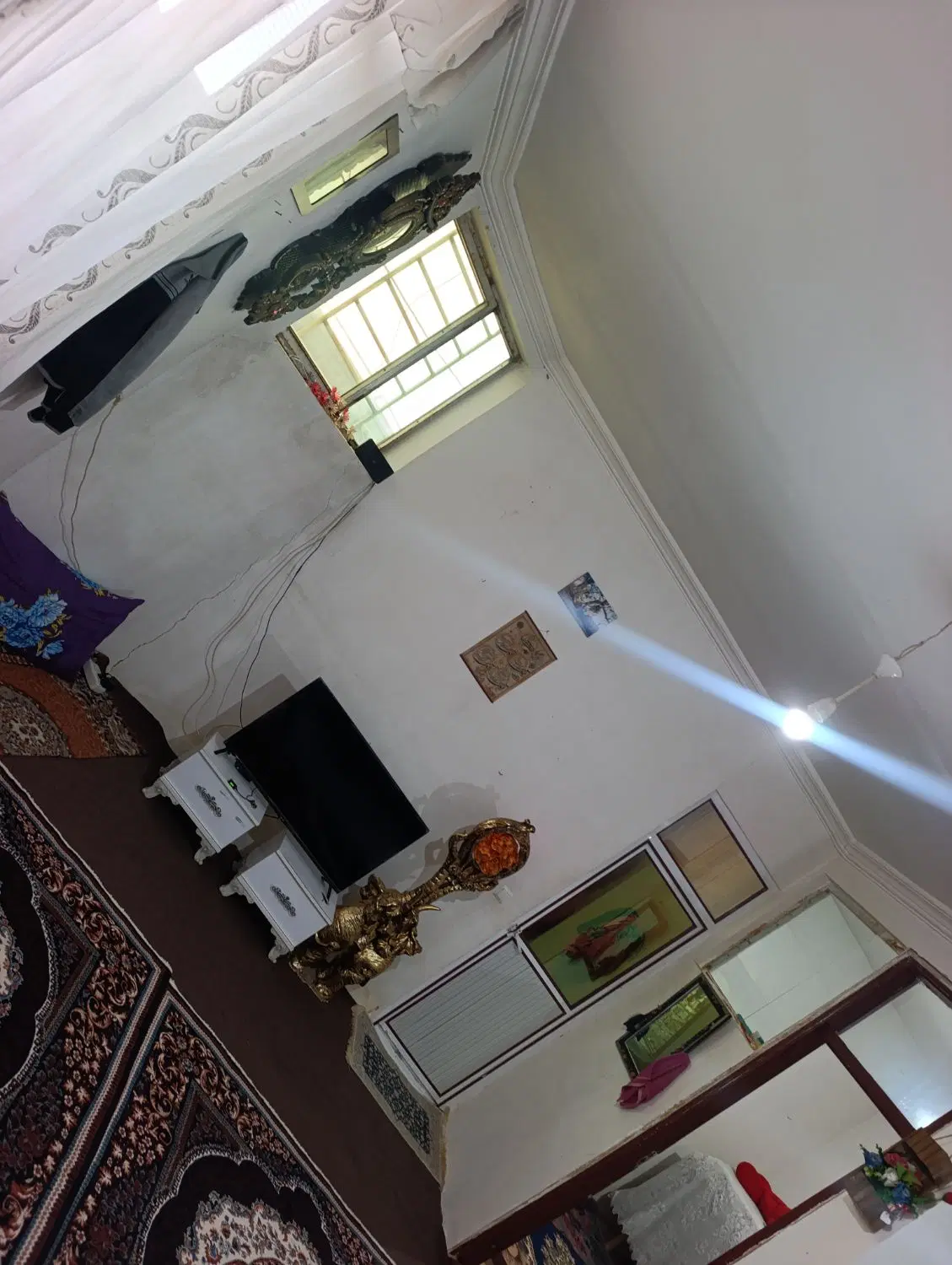 حیاط مسکونی خیابان رشادت