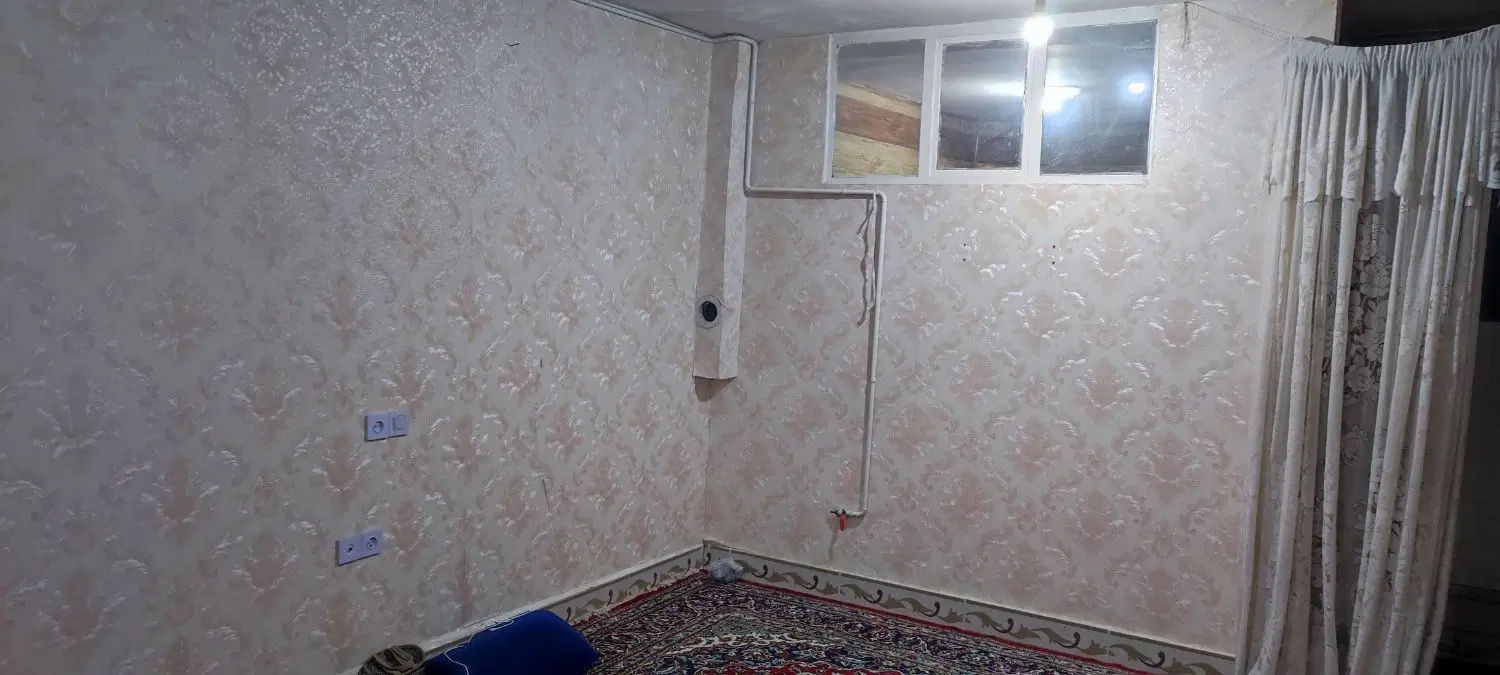 آپارتمان طبقه همکف تمیزسرجلو
