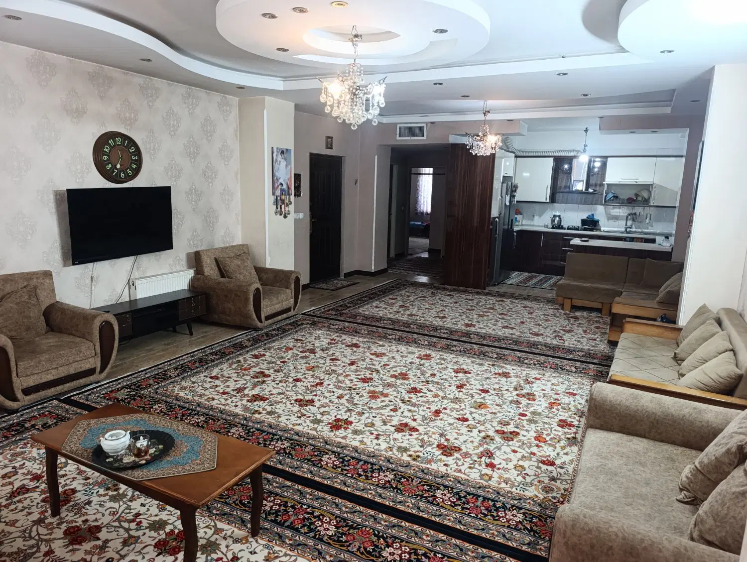 آپارتمان ۱۴۰ متری
