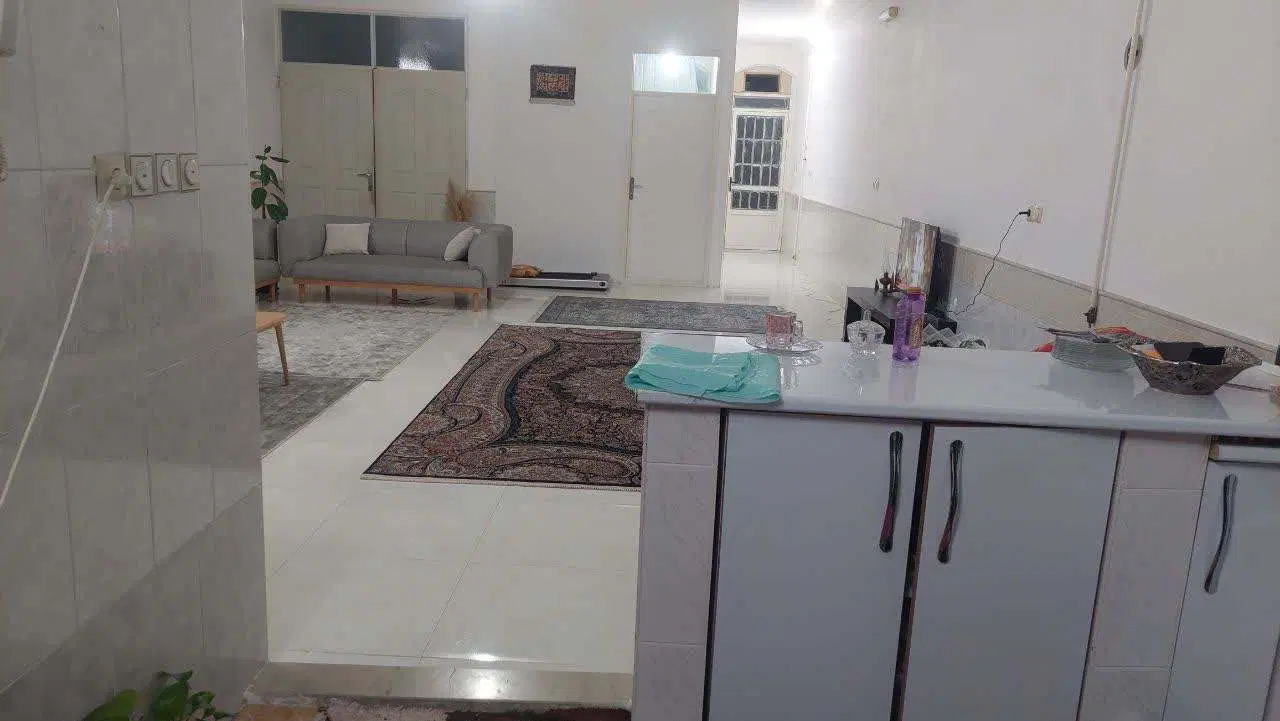 زیرزمین نوساز۱۸۰ متر،۲۰متری امام حسین، تخلیه
