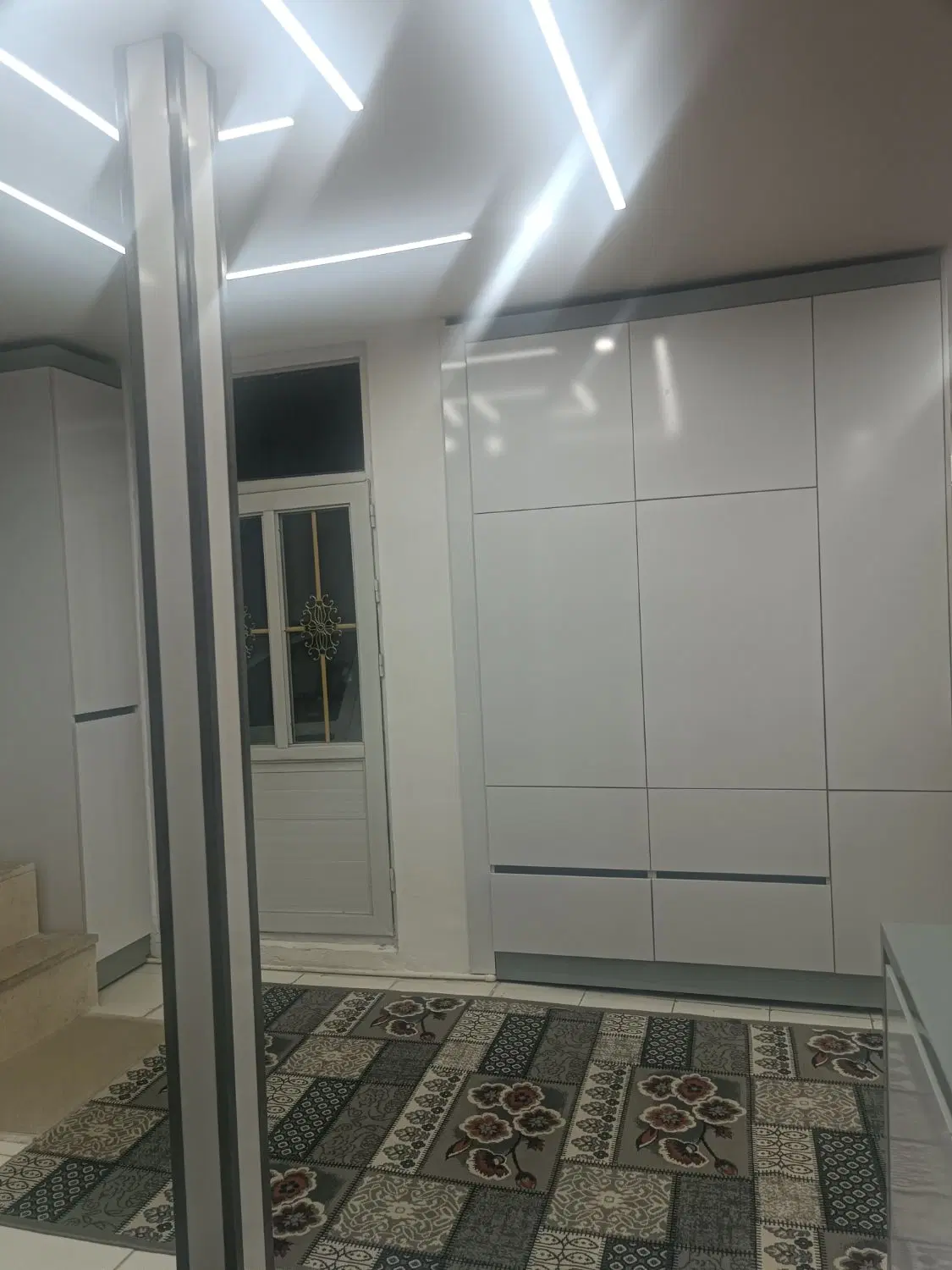 منزل ویلایی دو طبقه کاملا مجزا