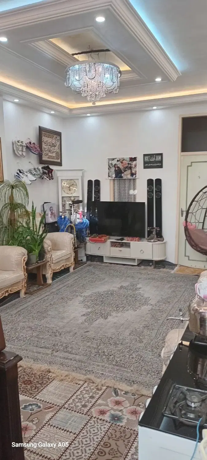 خانه ویلایی دیزج اباد