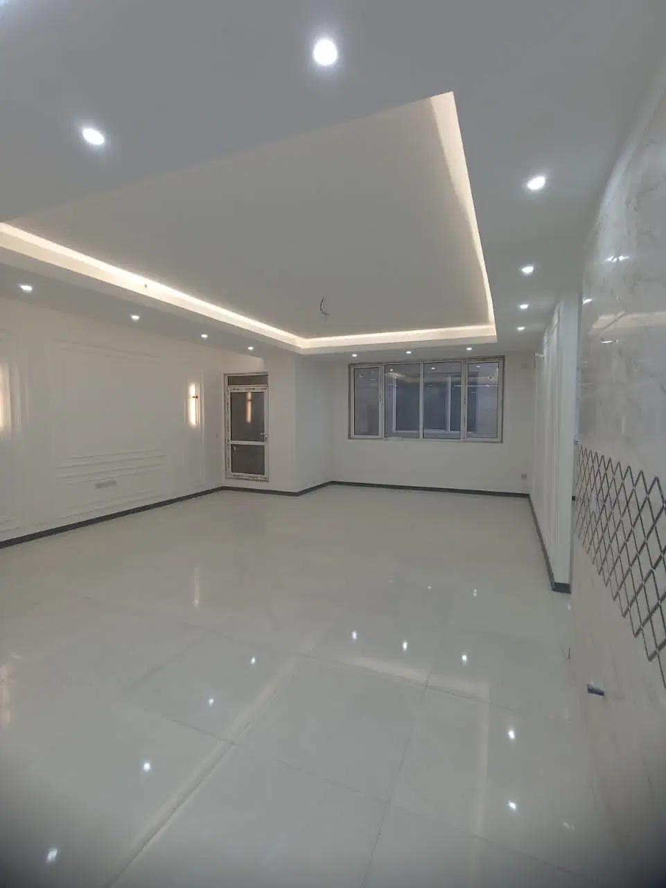 رهن ۱۲۰متری داخل فازیک اندیشه کلیدنخورده