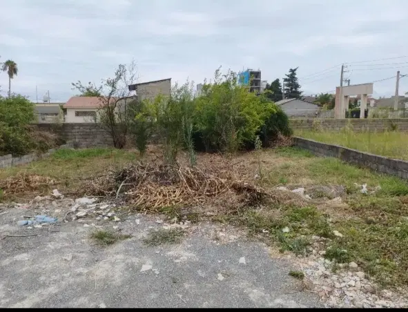 زمین ۱۱۰ متری