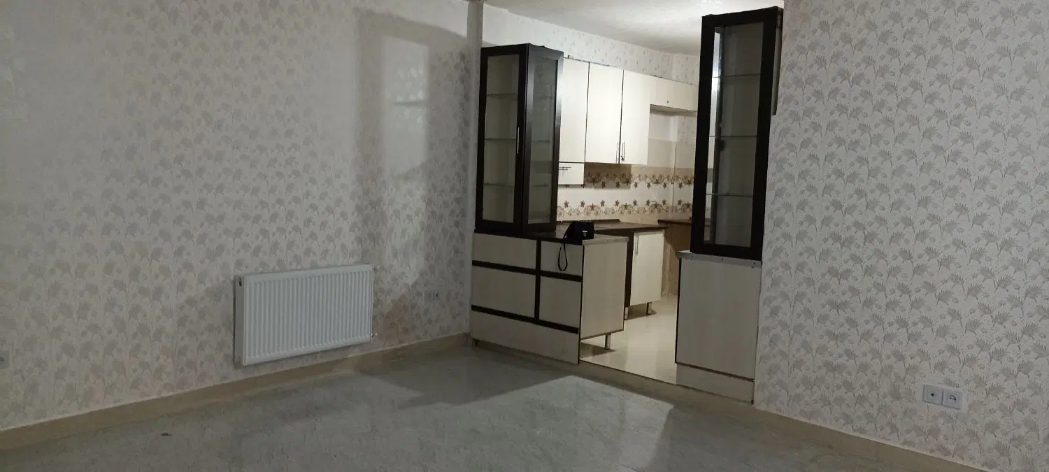 خانه 70 متری در عباسی خیابان شفیع زاده