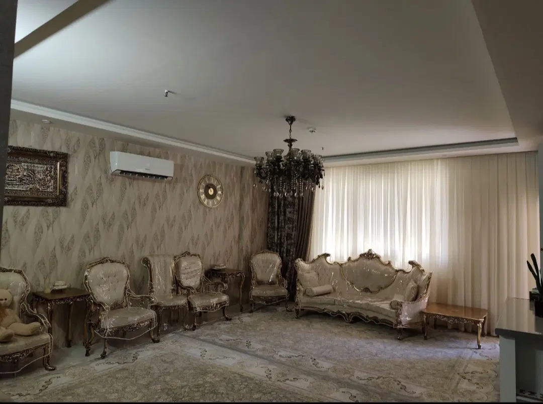 آپارتمان ۱۰۱ متری شیرودی