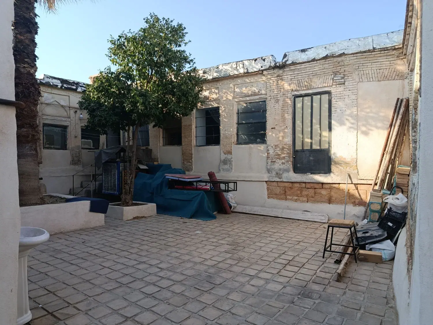 خانه ای با اصالت در کوچه تاریخی عمارت فیل
