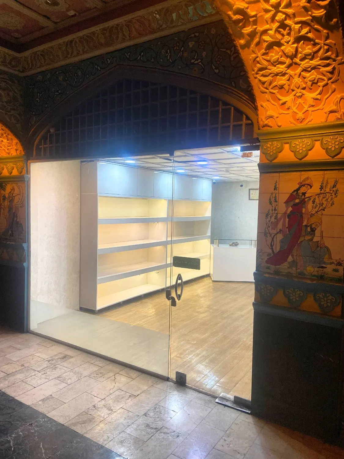 اجاره مغازه ۴۰ متری در بازار صفویه تهران