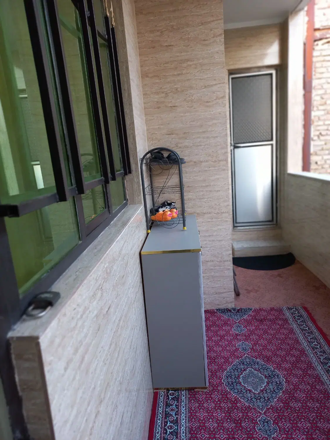 واحد ۹۰ متری برای اجاره