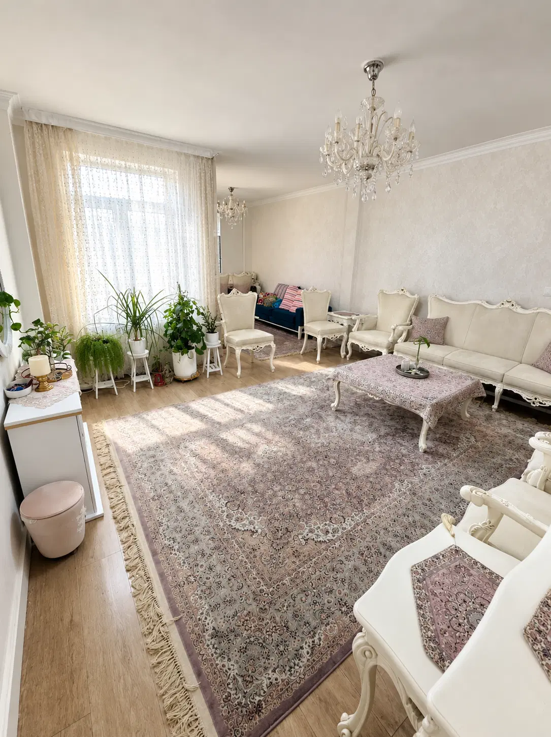 ۸۳متر _ ۲خواب _ پارکینگ غیر مزاحم_طرشت