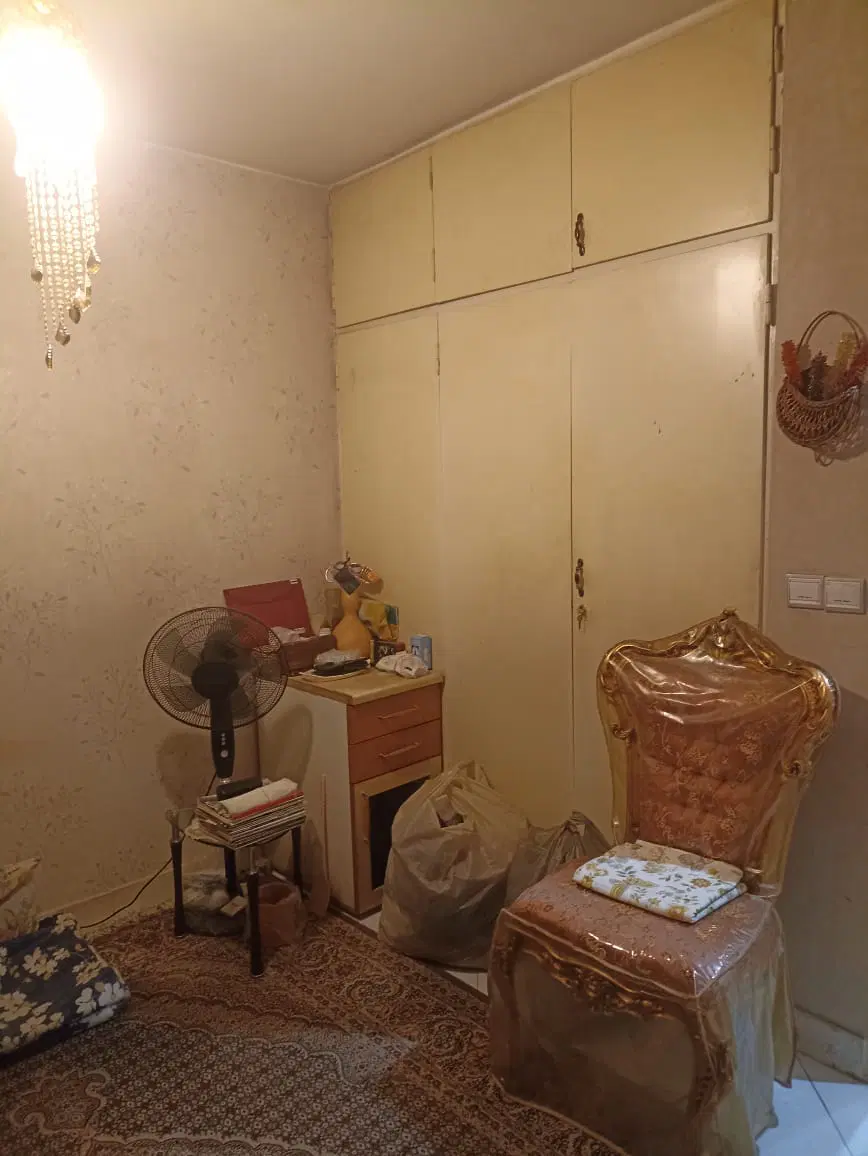 رهن کامل منزل یک طبق و نیم بر شهرک آرین دو خواب