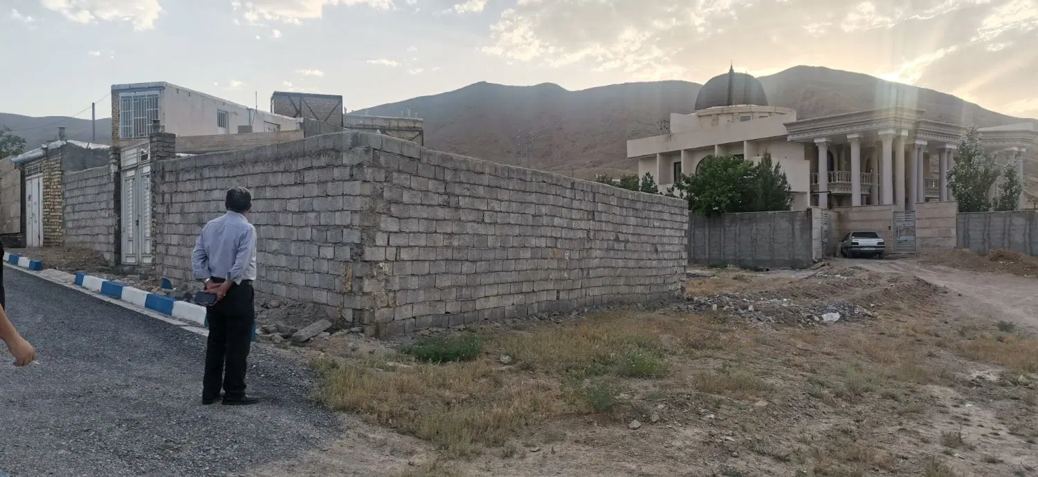 زمین طرح هادی انجیرک