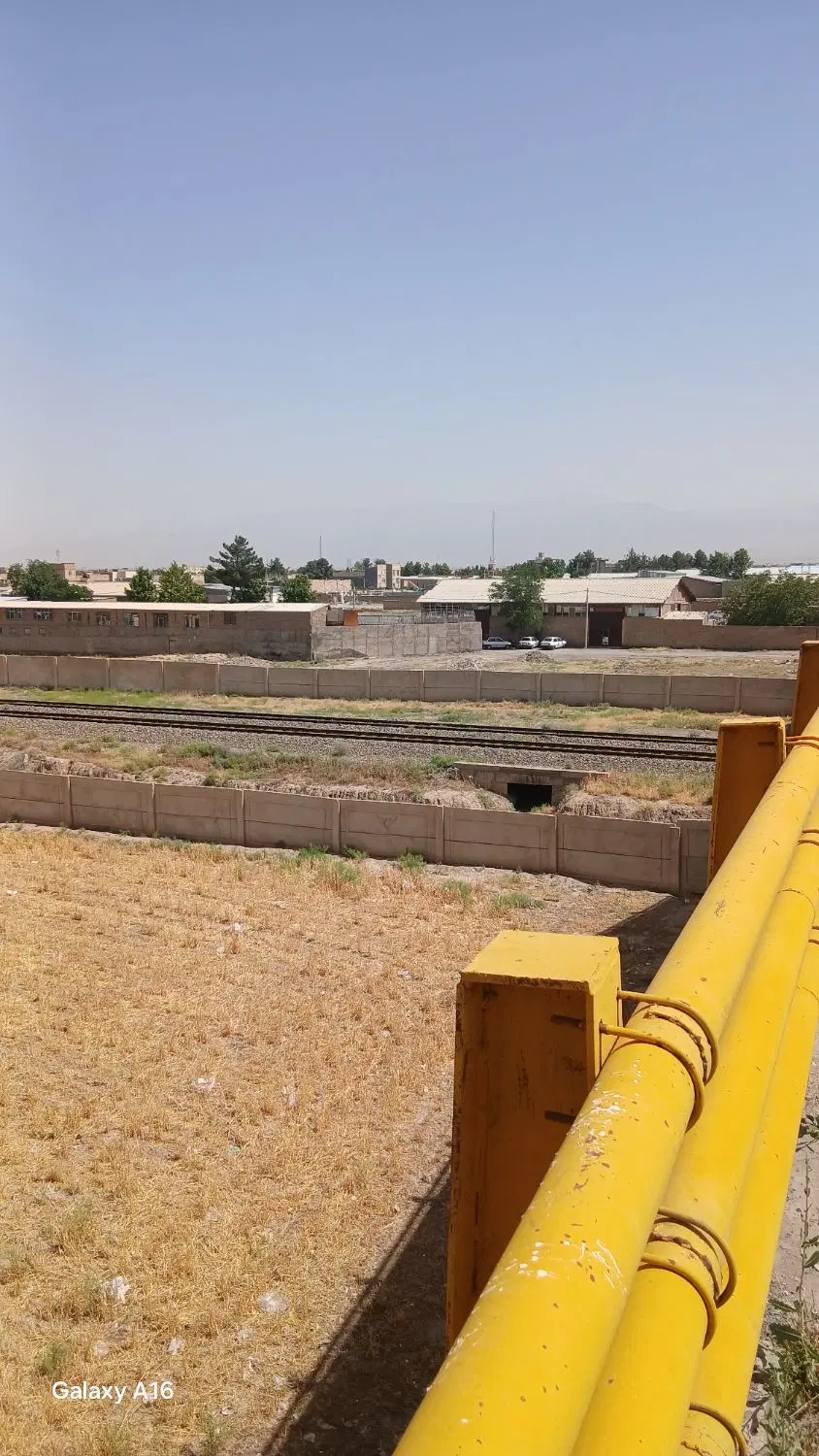 زمین فروش مناسب احداث کارگاه وگاراژوغیره