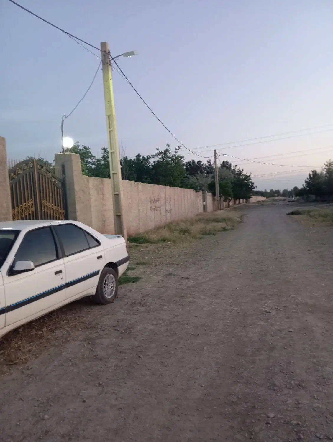 زمین خالی داخل چهار دیواری 250متر