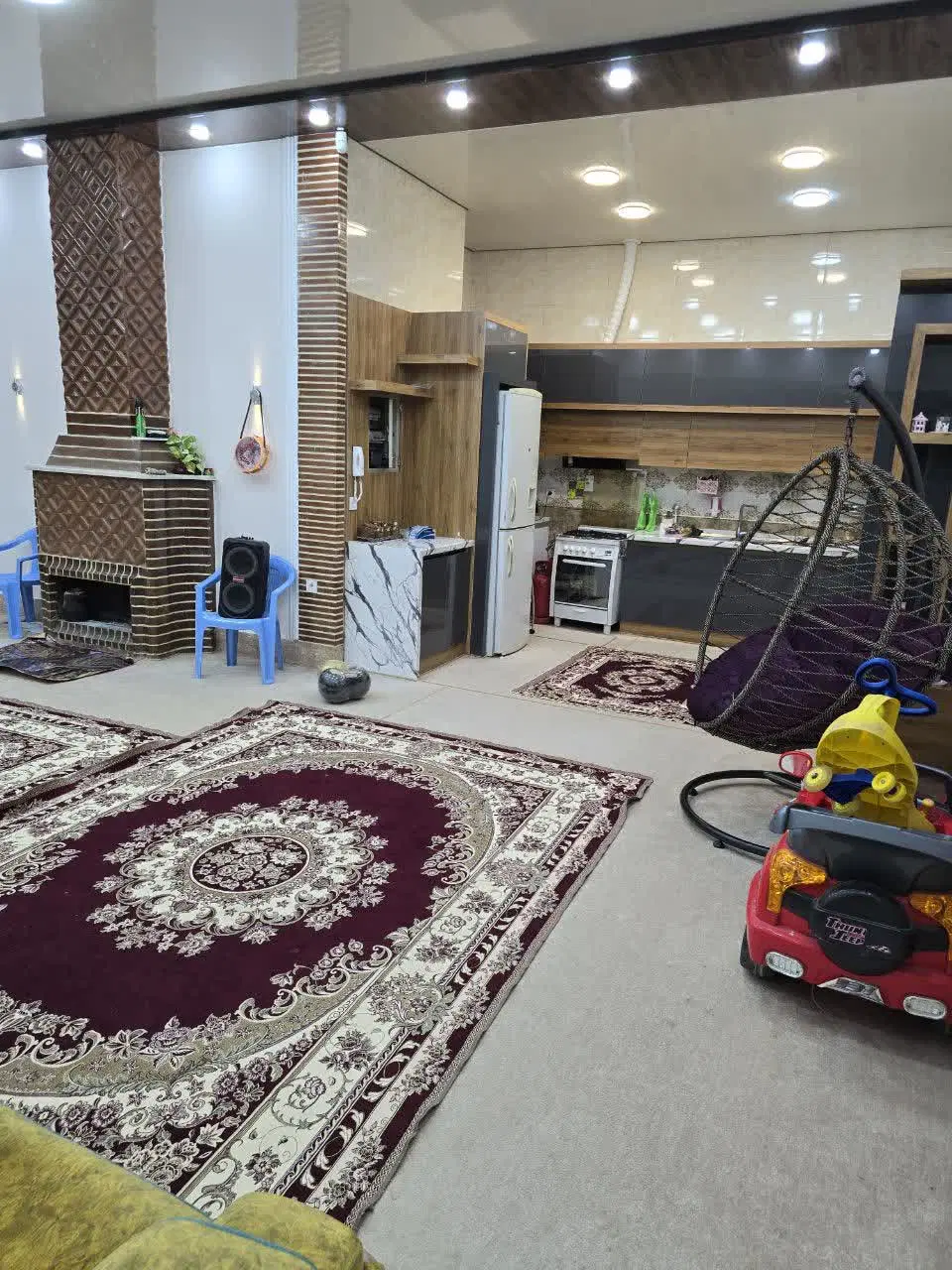باغ ۹۰۰ متری سند شش دانگ...