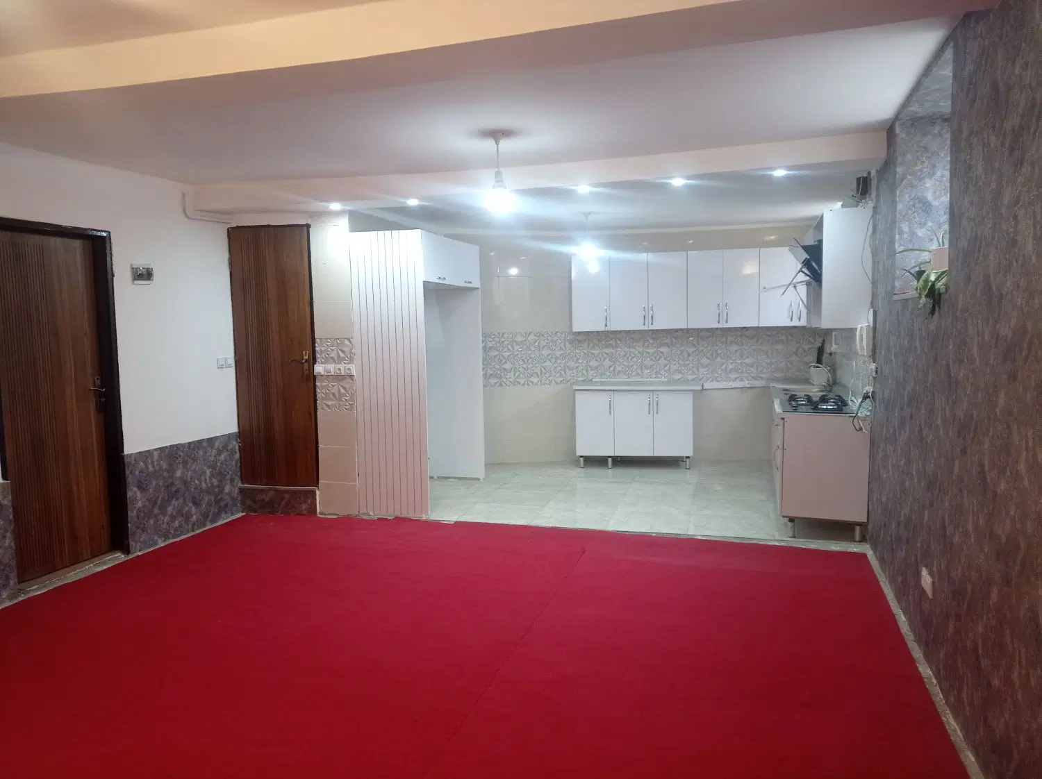 ملک ویلایی یک طبقه مرکزشهر