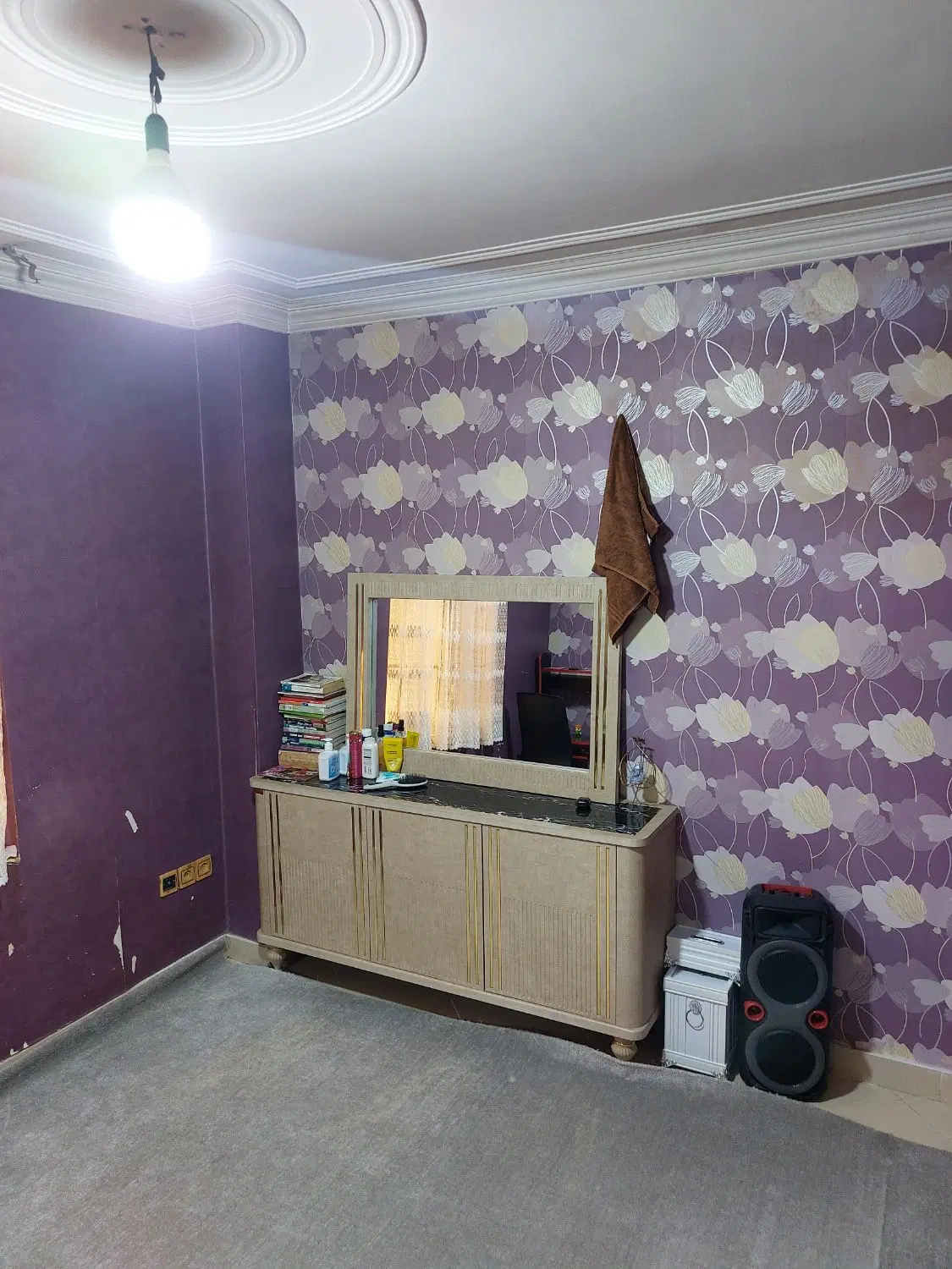 اپارتمان تک واحدی  ۱۱۰ متر خوش ساخت