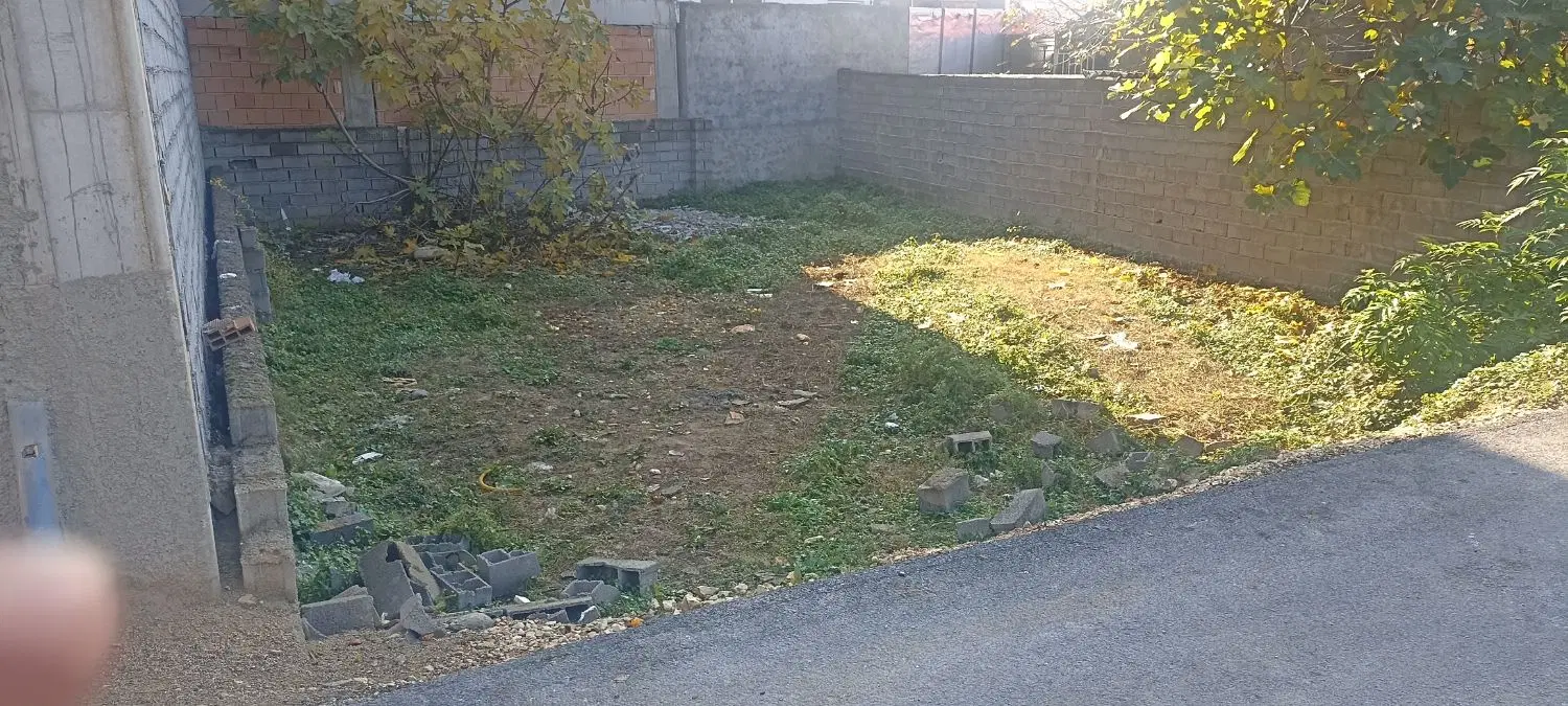 زمین مسکونی