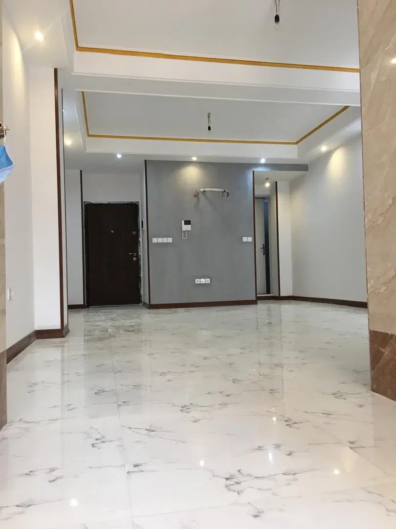 آپارتمان نوساز خزانه