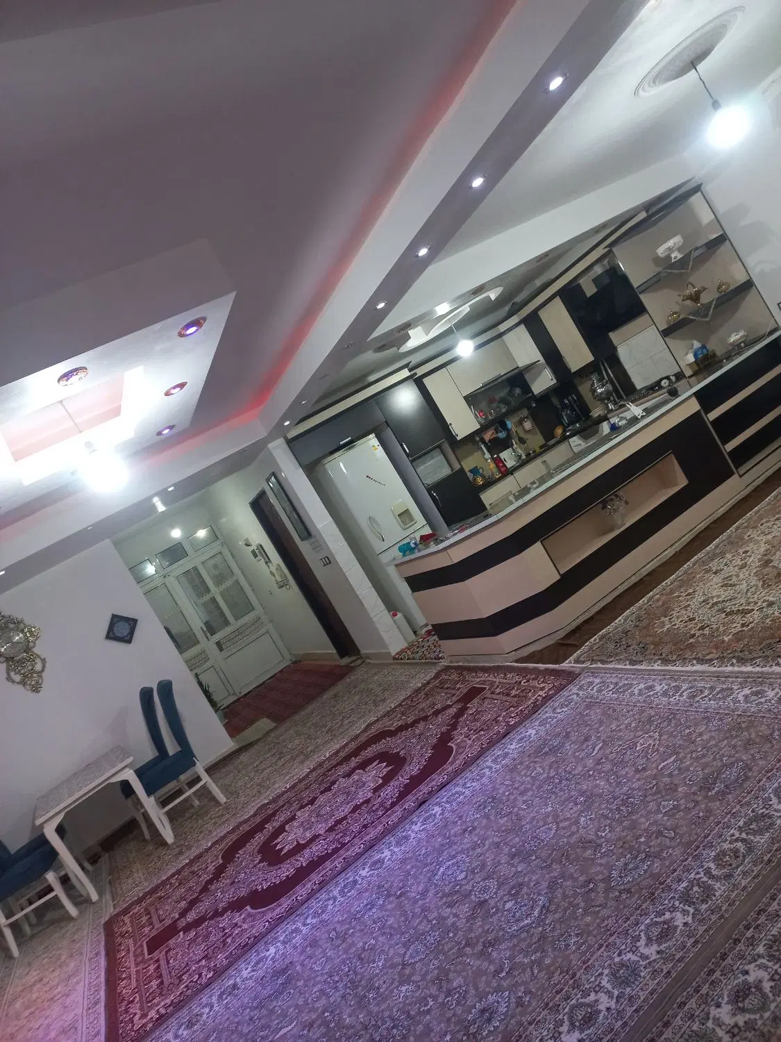 فروش خانه در الدرق خ فرهنگ ۶ طبقه۲ همکف برخیابان