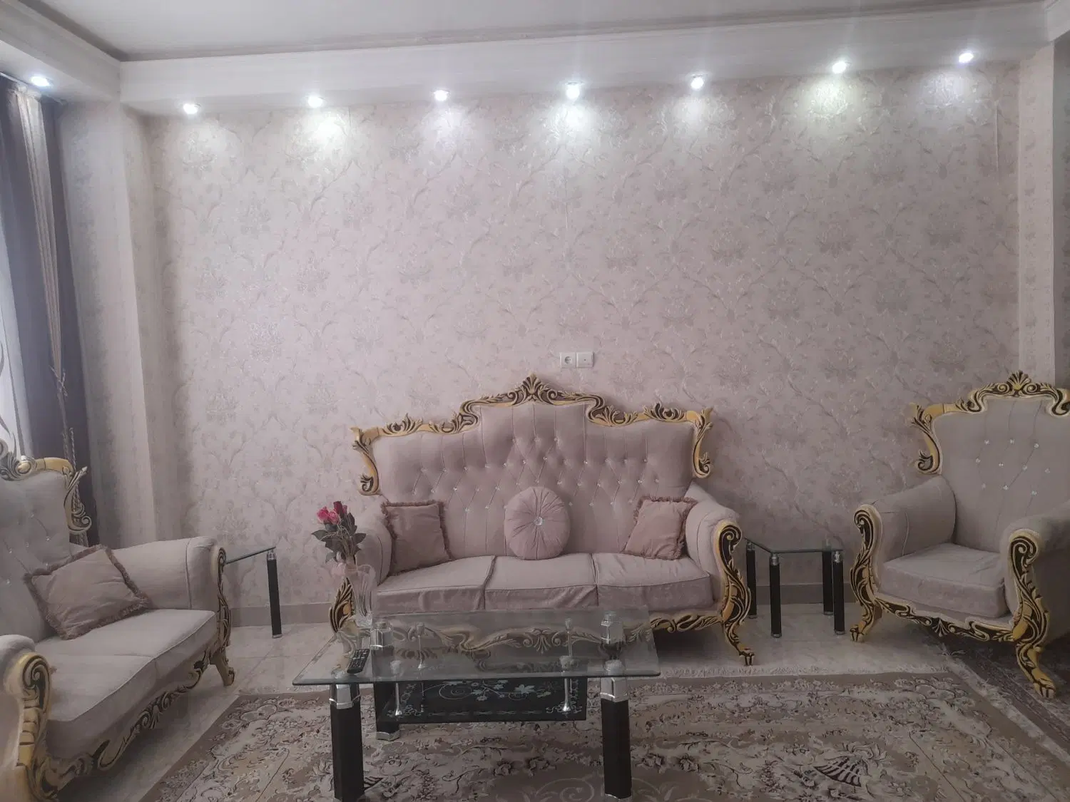 ۱۰۲ متر جنوبی _سند تک برگ_طبقه دوم در حسن آباد