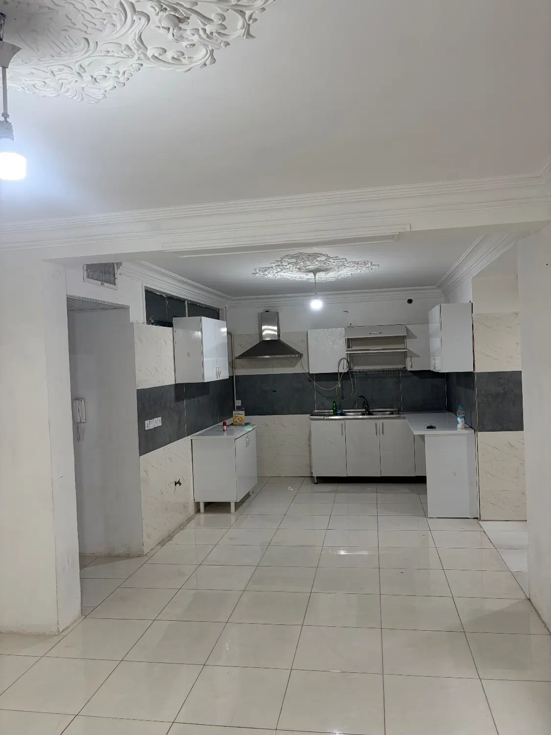خانه ویلایی طبقه همکف