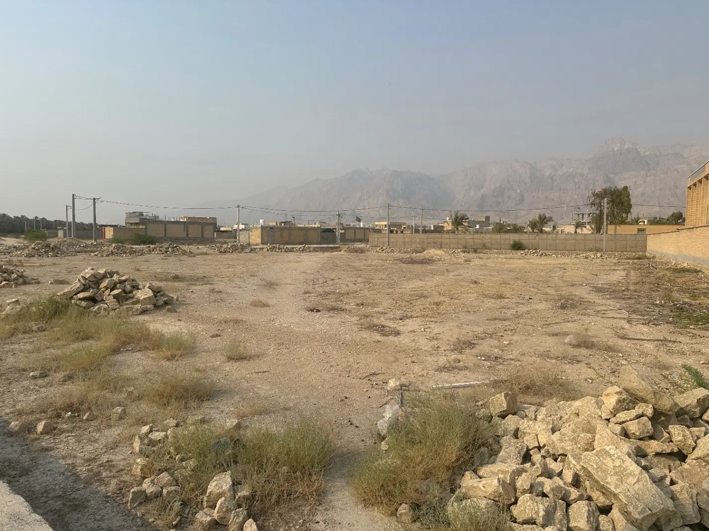 زمین تجاری اهرم