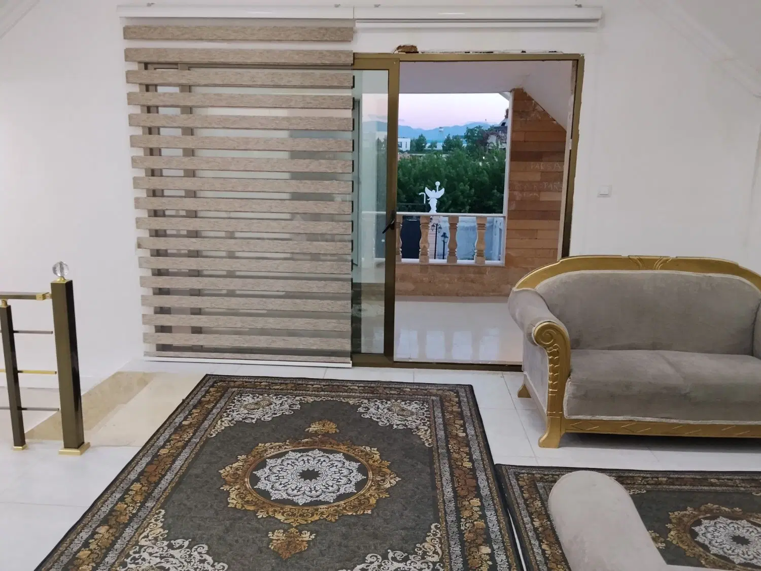 ویلااستخردارباتمام امکانات