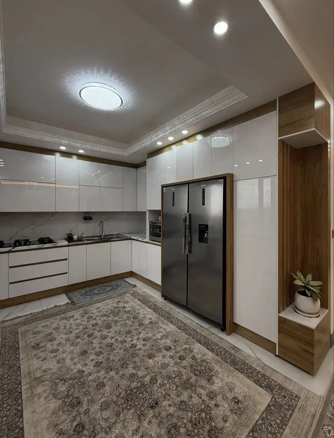 مس.تاجرم. ۲نفر