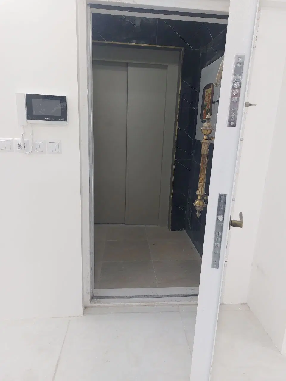 واحد آپارتمان_۱۱۰متر_درچه