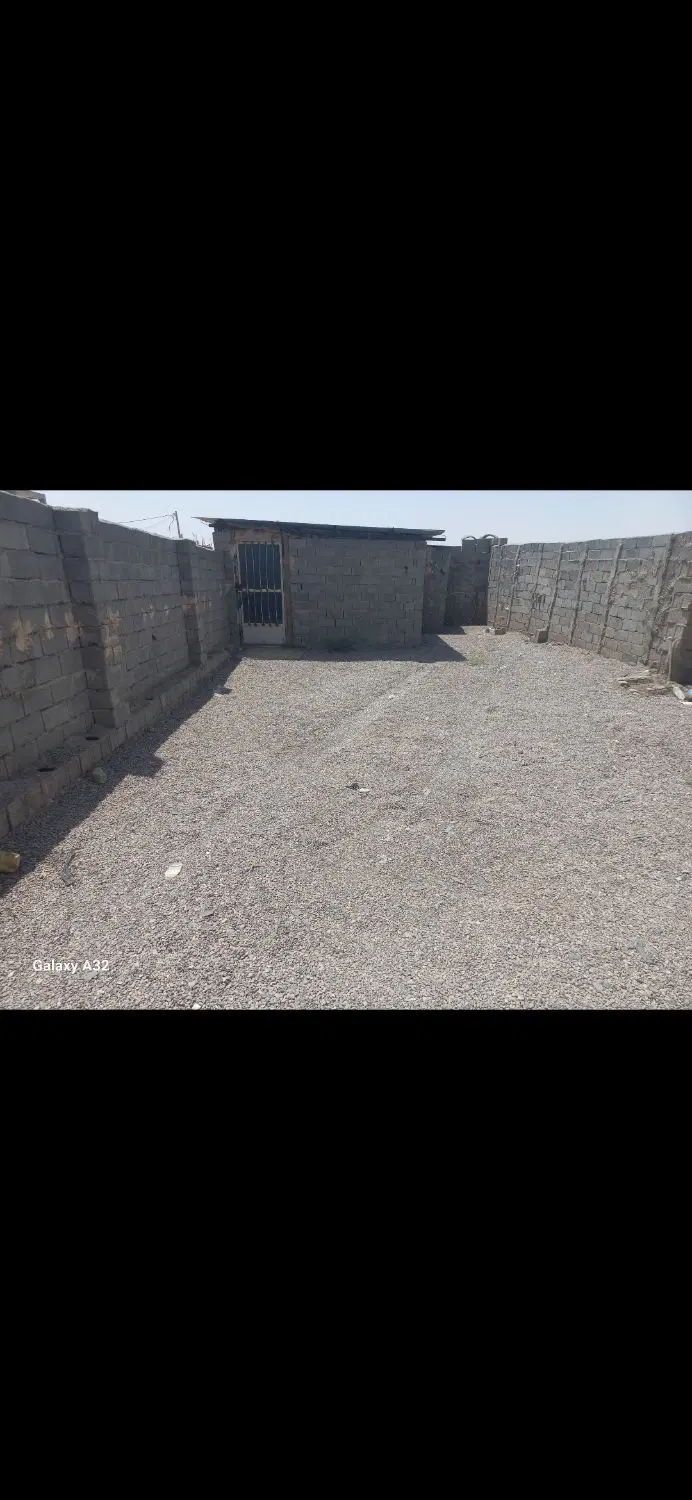 خانه اجاره ای شمالی درب حیاط