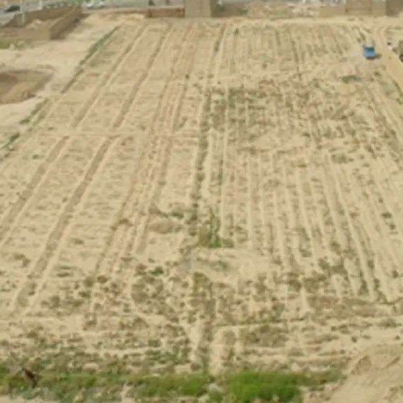 زمین فروشی