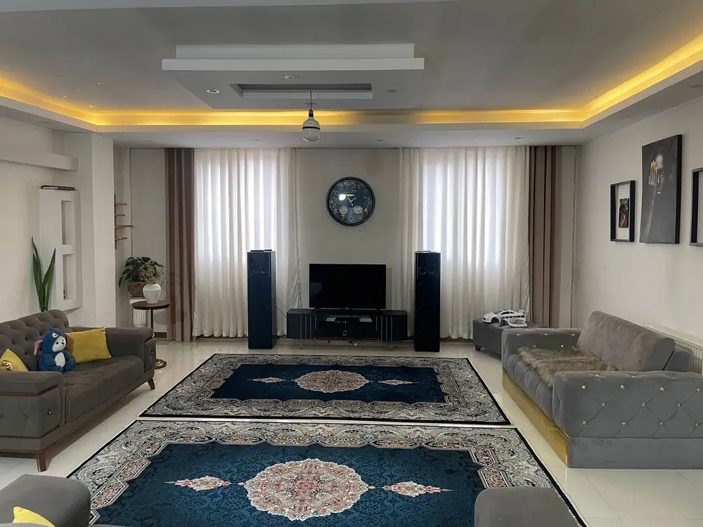 اپارتمان نوساز ۱۴۰۳ پارکینگ دار ۱۰۳ متر سندتکبرگ
