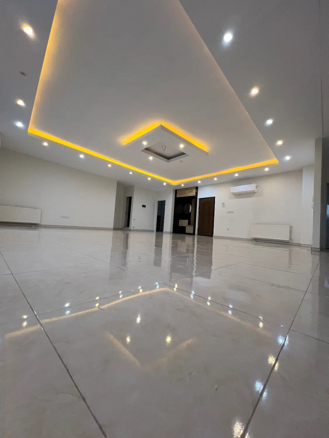 آپارتمان ۱۷۰ متر شهریار