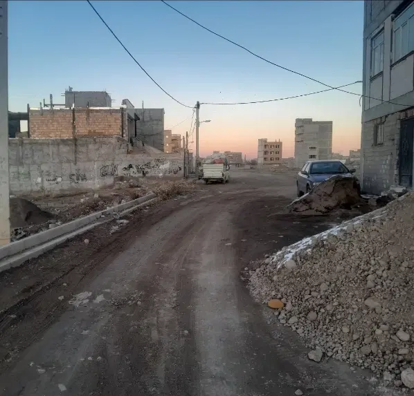 زمین ۱۱۰ متر
