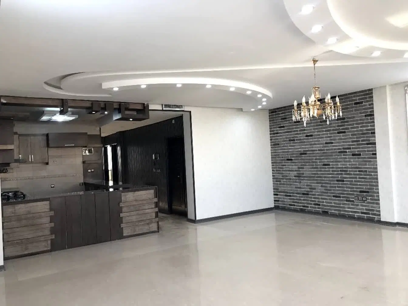 آپارتمان ۱۳۰ متری فول مدرن